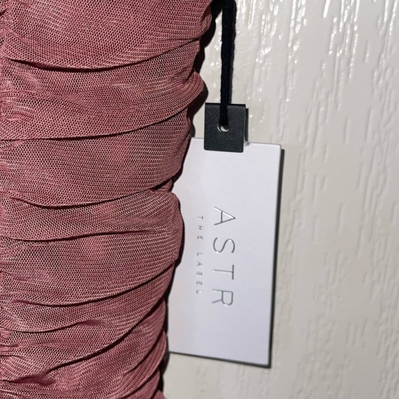NWT ASTR THE LABEL Revolve Dusty Pink Bradburry Ruched Bodycon Mini Dress XS - Picture 11 of 12